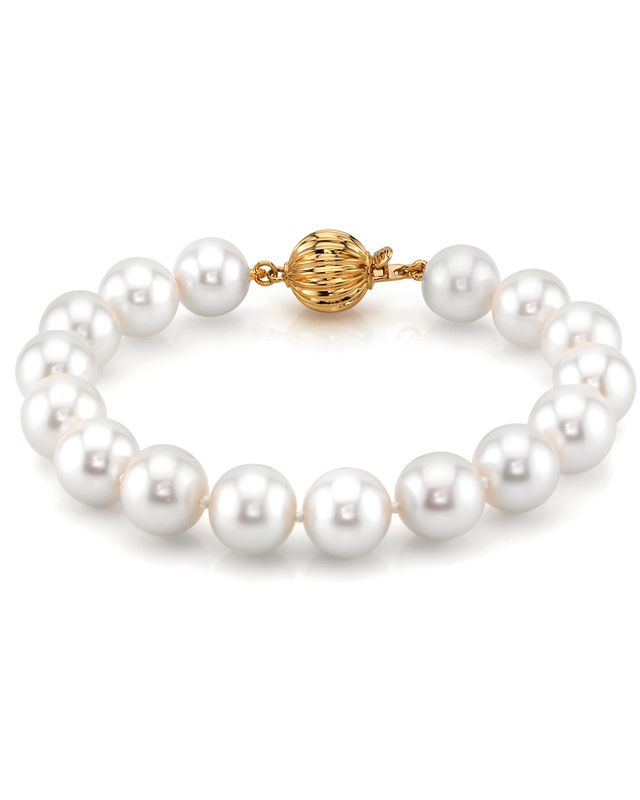 9.5-10.5mm White Freshwater Pearl Bracelet - AAAA Quality - Secondary Image