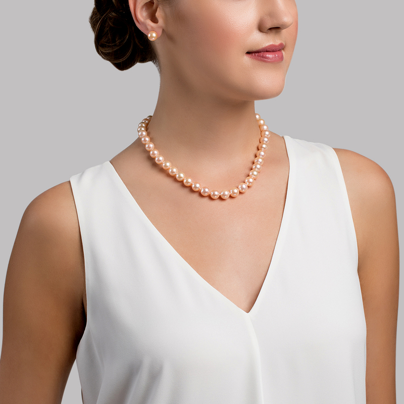 10-11mm Peach Freshwater Pearl Necklace - AAAA Quality - Model Image