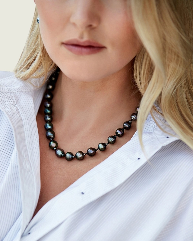 9-11mm Tahitian South Sea Baroque Pearl Necklace - Model Image